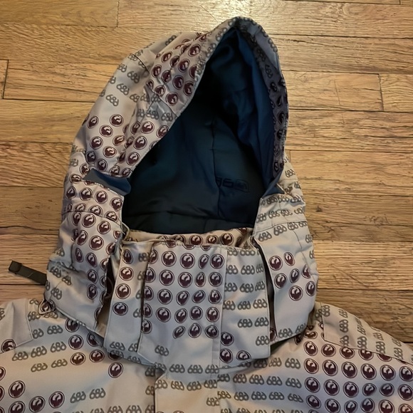 686 x Dragon Limited Edition Snowboarding Jacket - Picture 3 of 5